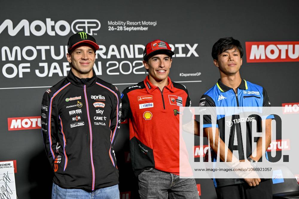 MOTO - MOTO GP - GRAND PRIX OF JAPAN 2025 MARQUEZ Marc (spa), Ducati Lenovo Team, Ducati Desmosedici GP25, portrait with BEZECCHI Marco (ita), Aprilia Racing Team Gresini, Aprilia RS-GP 2025 and OGURA Ai (jap), Trackhouse Racing, Aprilia RS-GP 2024 during the 2025 MotoGP Motul Grand Prix of Japan on the Twin Ring Motegi Circuit from September 26 to 28, At Motegi, Japan - MotegiJapan