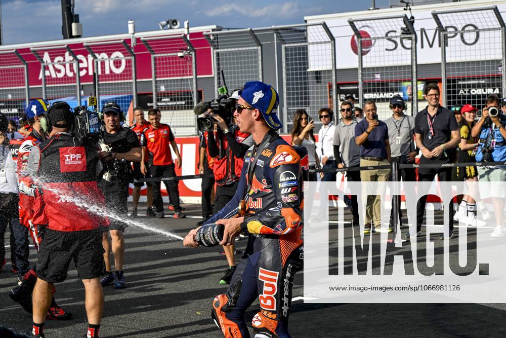 MOTO - MOTO GP - GRAND PRIX OF JAPAN 2025 ACOSTA Pedro (spa), Red Bull KTM Factory Racing, KTM RC16, portrait celebrates his third place of the sprint race during the 2025 MotoGP Motul Grand Prix of Japan on the Twin Ring Motegi Circuit from September 26 to 28, At Motegi, Japan - MotegiJapan