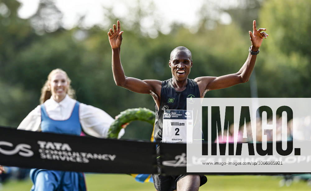 Vinnare Lidingöloppet Män 30 km William Nyarondia Morwabe Kenya den 27 september 2025 pa Lidingö.
