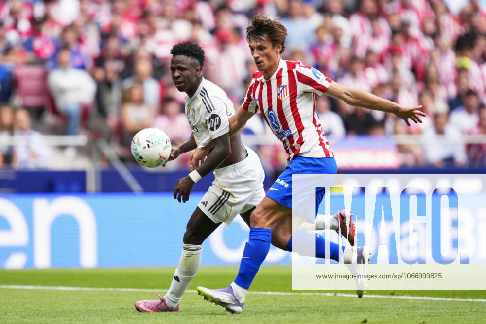 ESP: Atletico de Madrid - Real Madrid CF La Liga EA Sports. Date 7 Vinicius Junior of Real Madrid CF and Dean Huijsen of Real Madrid CF during the La Liga EA Sports match between Atletico de Madrid and Real Madrid CF played at Riyadh Metropolitano Stadium on September 27, 2025 in Madrid. kpng