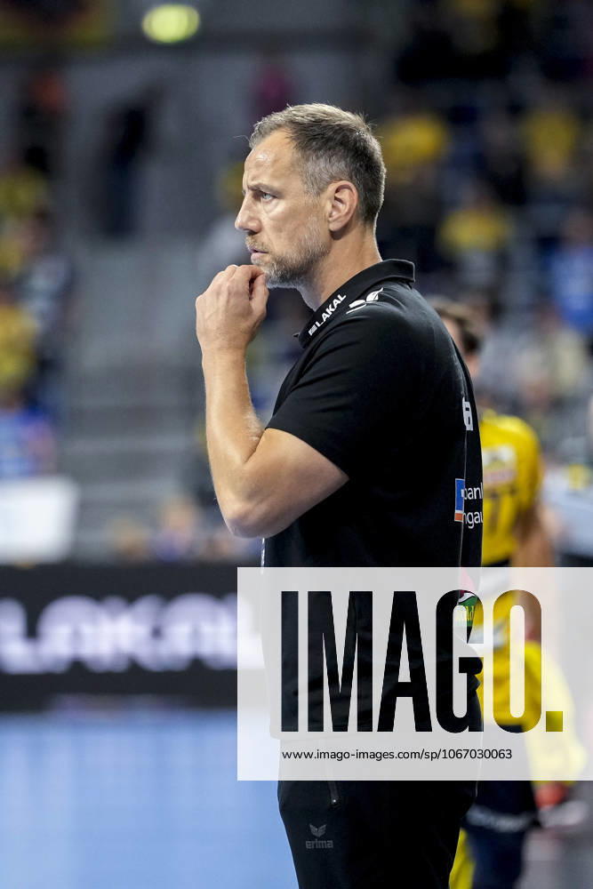 Maik Machulla (Trainer, Cheftrainer, RNL), Einzelbild, Einzelfoto, Aktion, Action, 27.09.2025, Mannheim (Deutschland), Handball, Bundesliga, Rhein-Neckar Löwen - SC DHfK Leipzig