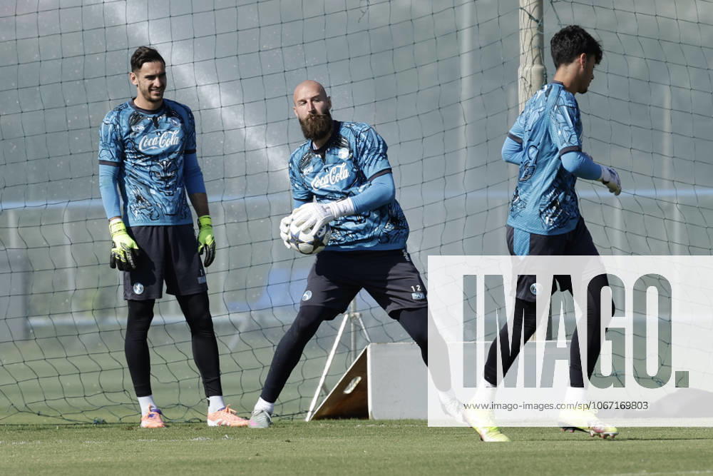 Training session SSC Napoli Napoli s Serbian goalkeeper Vanja Milinkovic Savic during the final training session before the UEFA Champions League match against Sporting Clube de Portugal at the SSC Napoli Training Centre on 30 September 2025 in Castel Volturno, Italy. _BPH8355