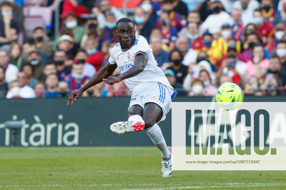 FC Barcelona, Barca v Real Madrid CF - La Liga Santander BARCELONA, SPAIN - OCTOBER 24: Ferland Mendy of Real Madrid during the La Liga match between FC Barcelona and Real Madrid at Camp Nou in Barcelona on October 24, 2021 Catalonia Spain. Editorial use only. Please get in touch for any other usage.