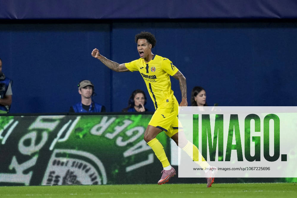 ESP: FC Barcelona, Barca v Paris Saint Germain. UEFA Champions League. Matchday 2. Tajon Buchanan of Villarreal CF during the UEFA Champions League match, between Villarreal CF and Juventus FC, Matchday 2, La Ceramica Stadium on October 1, 2025 in Villarreal, Spain. kpng