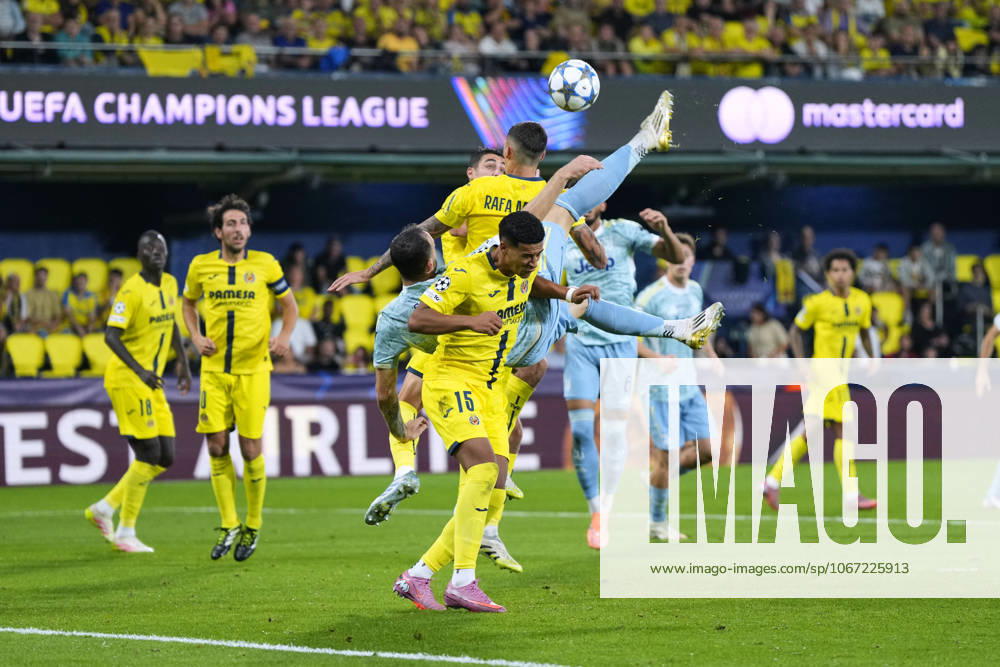 ESP: FC Barcelona, Barca v Paris Saint Germain. UEFA Champions League. Matchday 2. Federico Gatti of Juventus FC during the UEFA Champions League match, between Villarreal CF and Juventus FC, Matchday 2, La Ceramica Stadium on October 1, 2025 in Villarreal, Spain. kpng