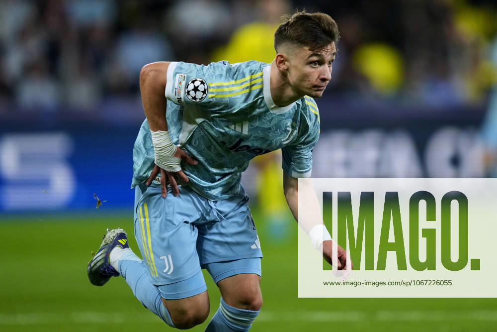 ESP: FC Barcelona, Barca v Paris Saint Germain. UEFA Champions League. Matchday 2. Francisco Conceicao of Juventus FC during the UEFA Champions League match, between Villarreal CF and Juventus FC, Matchday 2, La Ceramica Stadium on October 1, 2025 in Villarreal, Spain. kpng