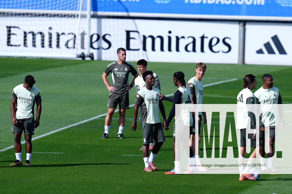 Vinicius Junior of Real Madrid CF smiles during the training day of Real Madrid ahead the Spanish League, LaLiga EA Sports, football match against Villarreal CF at Ciudad Deportiva Real Madrid on October 03, 2025, in Valdebebas, Madrid, Spain. Valdebebas Spain - ZUMAa181 20251003_zaa_a181_017
