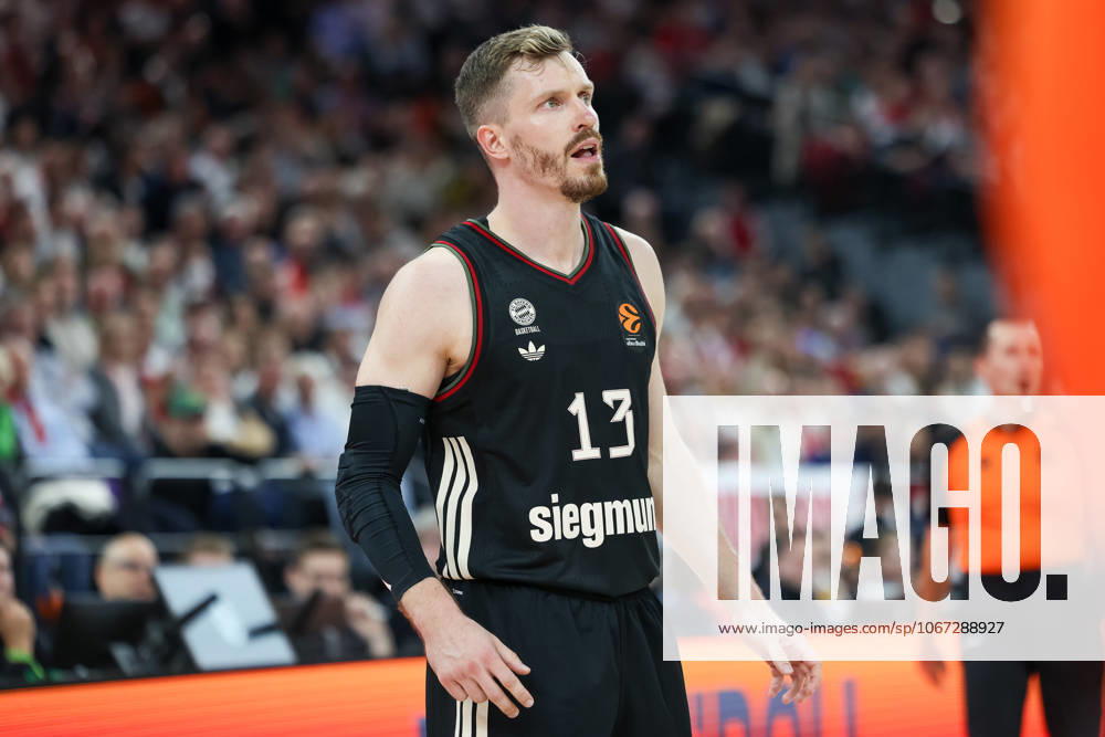 Andreas Obst (FC Bayern Basketball, 13, GER, FC Bayern Basketball vs. Crvena Zvezda Meridianbet (Roter Stern) Belgrad, Basketball, Euroleague, 2. Spieltag, Saison 2025 2026, 02.10.2025, GER, FC Bayern Basketball vs. Crvena Zvezda Meridianbet (Roter Stern) Belgrad, Basketball, Euroleague, 2. Spieltag, Saison 2025 2026, 02.10.2025 Muenchen