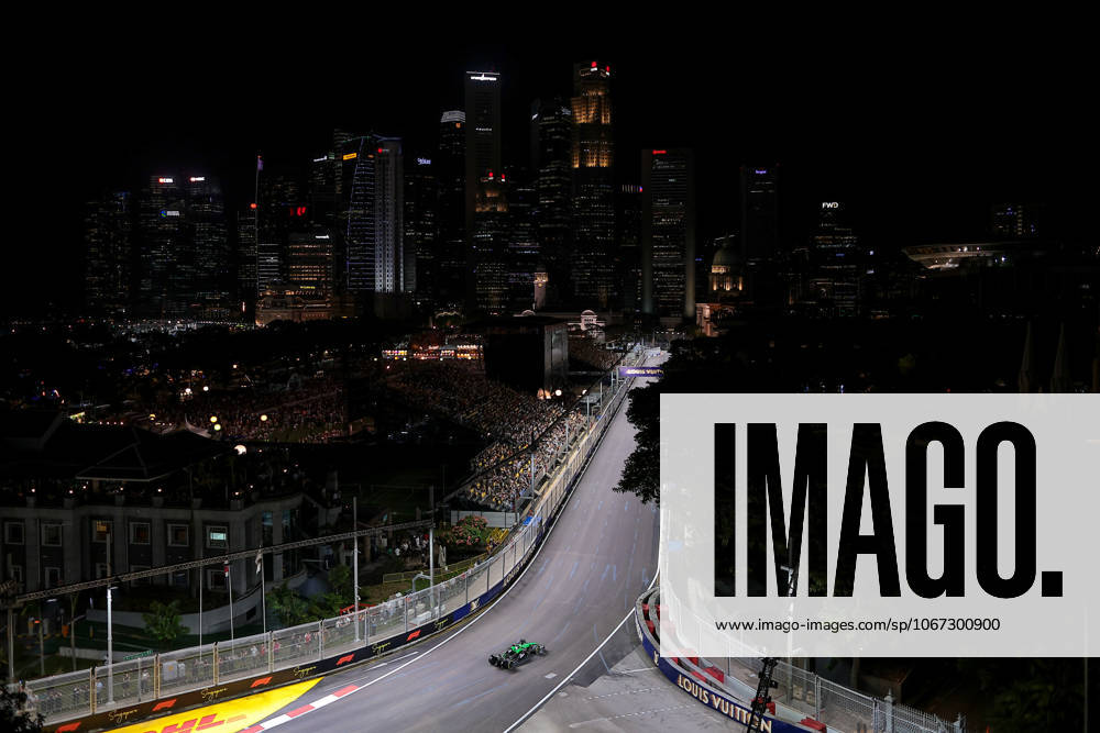F1 - SINGAPORE GRAND PRIX 2025 27 HULKENBERG Nico (ger), Stake F1 Team Kick C45, action during the 2025 Formula 1 Singapore Grand Prix, 18th round of the 2025 FIA Formula One World Championship, WM, Weltmeisterschaft from October 3 to 5, 2025 on the Marina Bay Street Circuit, in Singapore - SingaporeSingapore