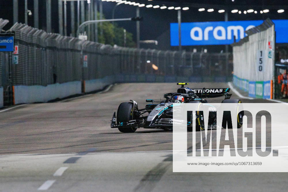 Andrea Kimi Antonelli of Italy drives the (12) Mercedes-AMG PETRONAS Formula One Team W16 during the practice session two ahead of the F1 Grand Prix of Singapore at the Marina Bay Street Circuit. Singapore Singapore - ZUMAs197 20251003_aaa_s197_198