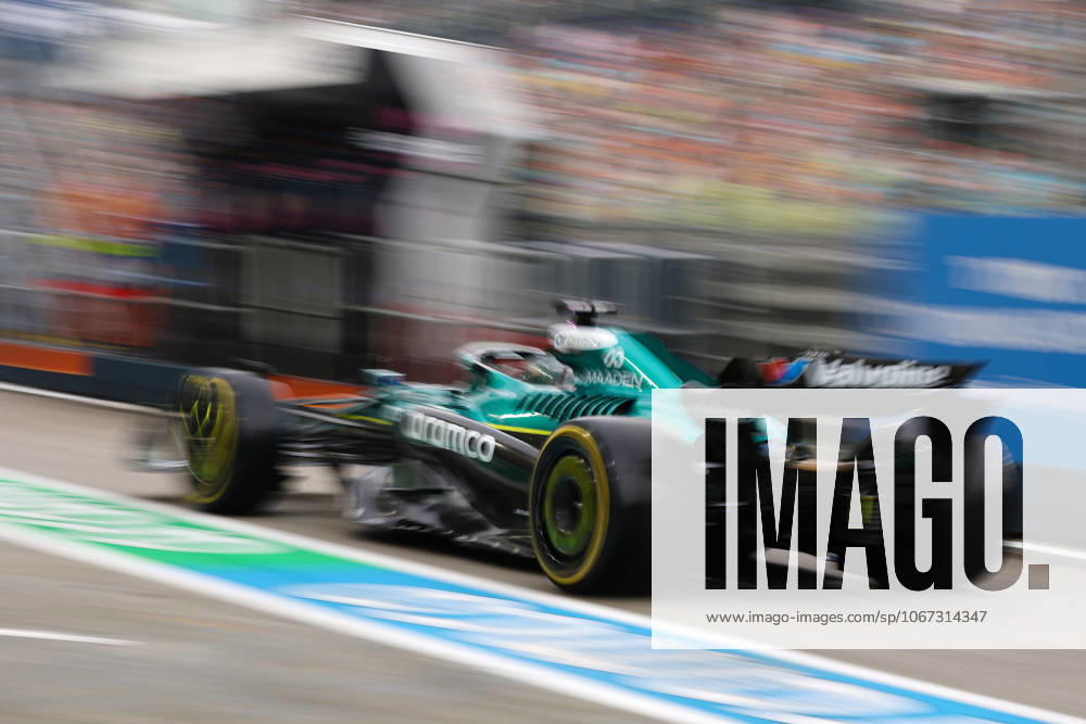 FORMULE 1 : Grand prix de Singapour - 03 10 2025 18 Lance Stroll (CAN) Aston Martin Aramco F1 Team (GBR) Aston Martin AMR25 Mercedes during the 2025 Formula One Singapore Grand Prix, 18th round of the 2025 Formula 1 World Championship, WM, Weltmeisterschaft taking place from October 03 to 05, 2025 on the Marina Bay Street circuit in Singapore (SGP) SINGAPORESingapore