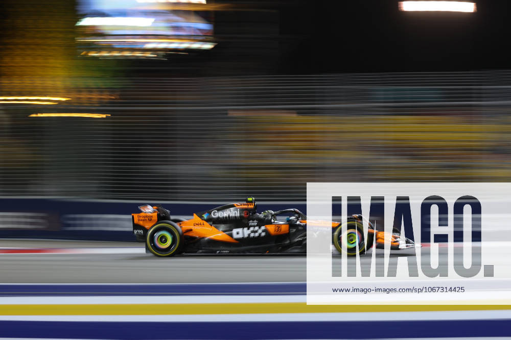 FORMULE 1 : Grand prix de Singapour - 03 10 2025 4 Lando Norris (GBR) McLaren F1 Team (GBR) MCL39 Mercedes during the 2025 Formula One Singapore Grand Prix, 18th round of the 2025 Formula 1 World Championship, WM, Weltmeisterschaft taking place from October 03 to 05, 2025 on the Marina Bay Street circuit in Singapore (SGP) SINGAPORESingapore