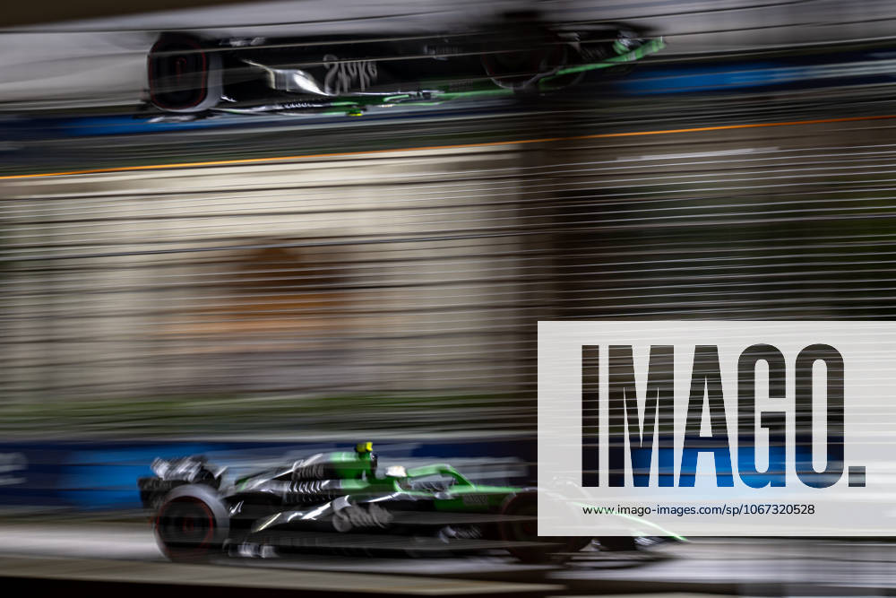 MARINA BAY, SINGAPORE: Gabriel Bortoleto, racing for the Stake F1 Team team during the 2025 Formula 1 Singapore Grand Prix at the Marina Bay Street Circuit in Marina Bay, Singapore