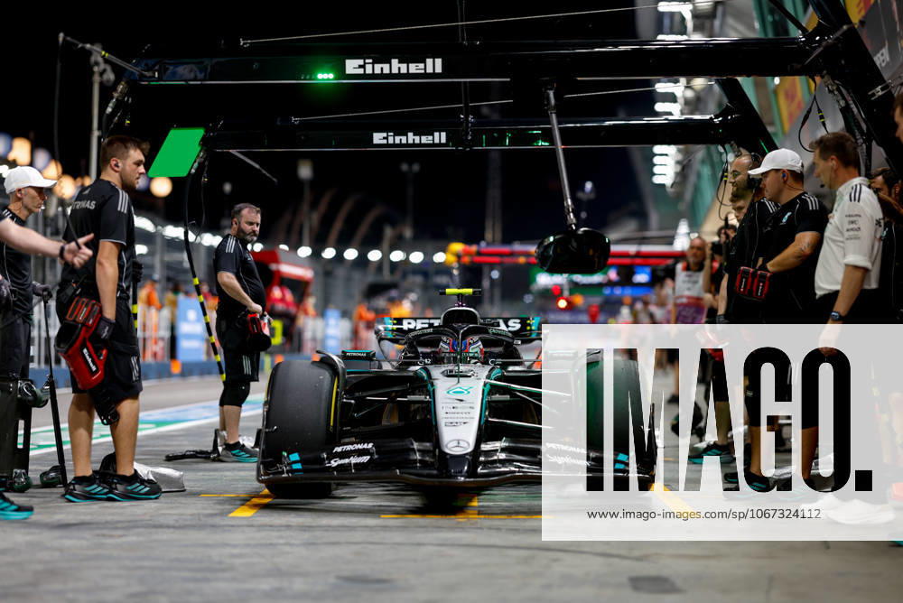 F1 - SINGAPORE GRAND PRIX 2025 12 KIMI ANTONELLI Andrea (ita), Mercedes AMG F1 Team W16, action during the 2025 Formula 1 Singapore Grand Prix, 18th round of the 2025 FIA Formula One World Championship, WM, Weltmeisterschaft from October 3 to 5, 2025 on the Marina Bay Street Circuit, in Singapore - SingaporeSingapore