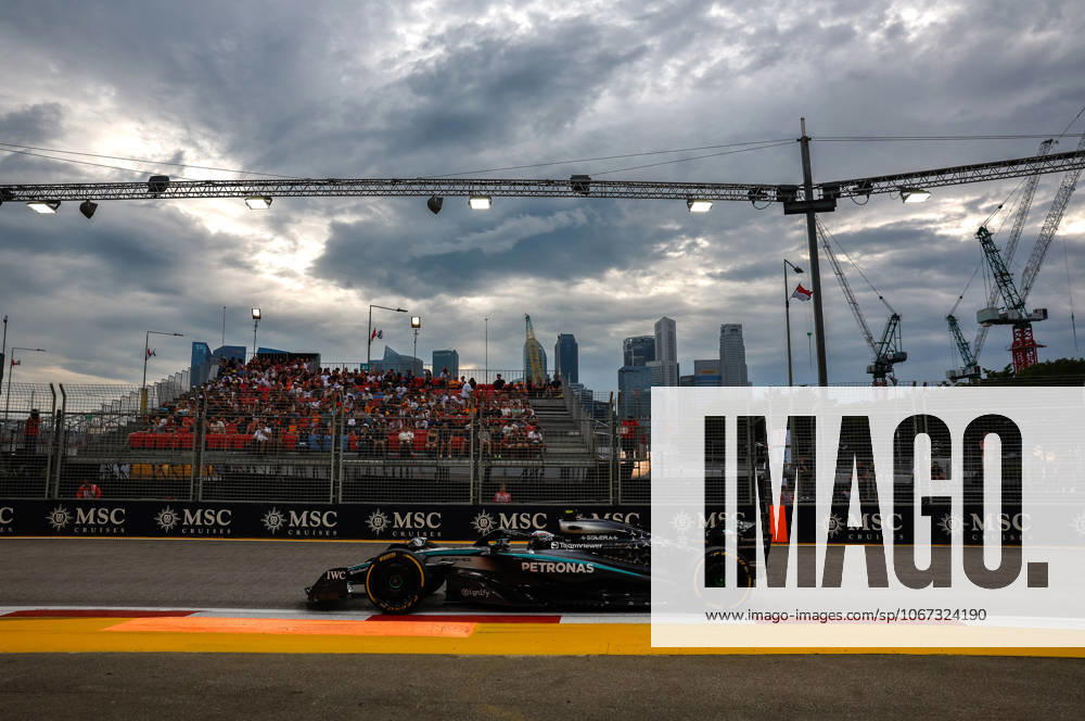 F1 - SINGAPORE GRAND PRIX 2025 12 KIMI ANTONELLI Andrea (ita), Mercedes AMG F1 Team W16, action during the 2025 Formula 1 Singapore Grand Prix, 18th round of the 2025 FIA Formula One World Championship, WM, Weltmeisterschaft from October 3 to 5, 2025 on the Marina Bay Street Circuit, in Singapore - SingaporeSingapore