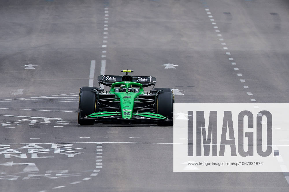 F1 - SINGAPORE GRAND PRIX 2025 05 BORTOLETO Gabriel (bra), Stake F1 Team Kick C45, action during the 2025 Formula 1 Singapore Grand Prix, 18th round of the 2025 FIA Formula One World Championship, WM, Weltmeisterschaft from October 3 to 5, 2025 on the Marina Bay Street Circuit, in Singapore - SingaporeSingapore