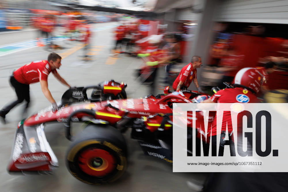 Charles Leclerc of Monaco and the Scuderia Ferrari HP Team seen during the final practice at the F1 Grand Prix of Singapore at the Marina Bay Street Circuit. Singapore Singapore - ZUMAs197 20251004_aaa_s197_142
