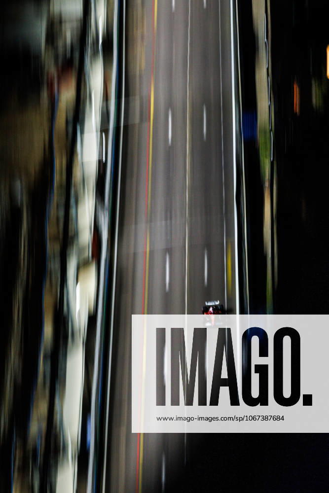 Charles Leclerc of Monaco drives the (16) Scuderia Ferrari HP SF-25 during qualifying ahead of the F1 Grand Prix of Singapore at the Marina Bay Street Circuit. Singapore Singapore - ZUMAs197 20251004_aaa_s197_329