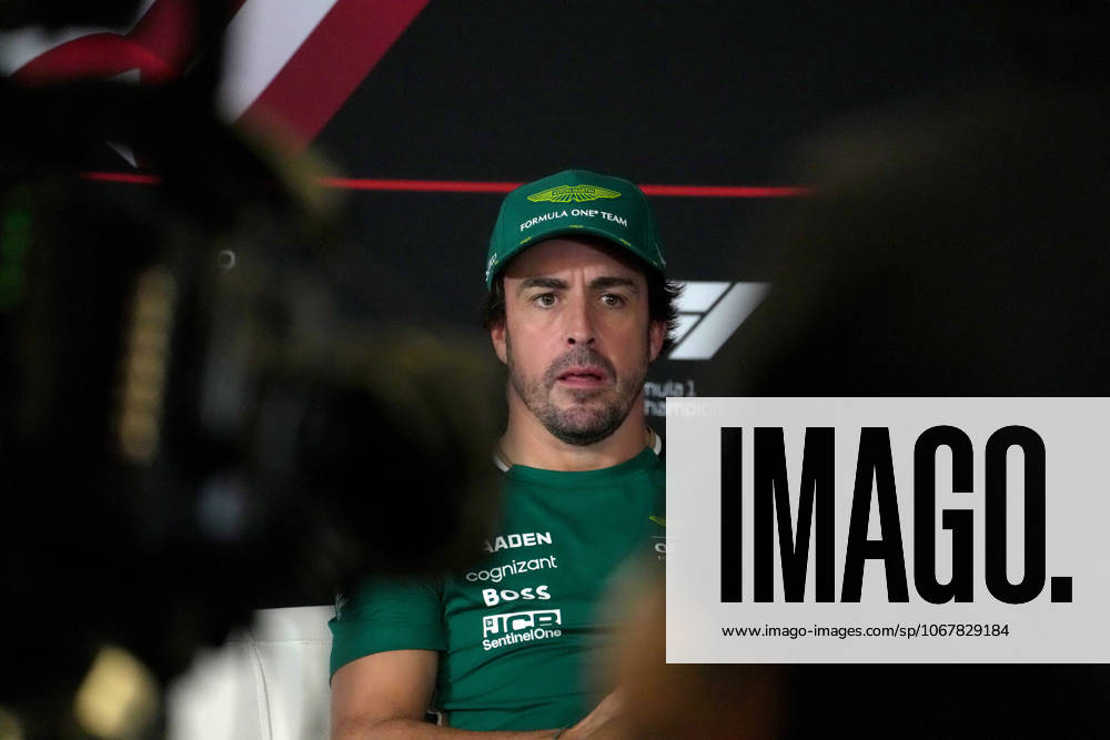 Circuit of The Americas, Austin, FORMULA 1 MSC CRUISES UNITED STATES GRAND PRIX 2025 , im Bild Fernando Alonso (ESP), Aston Martin Aramco Cognizant Formula One Team (Photo by Hasan Bratic DeFodi Images) 16 10 2025, Circuit of The Americas, Austin, FORMULA 1 MSC CRUISES UNITED STATES GRAND PRIX 2025 , in the picture Fernando Alonso ESP , Aston Martin Aramco Cognizant Formula One Team Photo by Hasan Bratic DeFodi Images