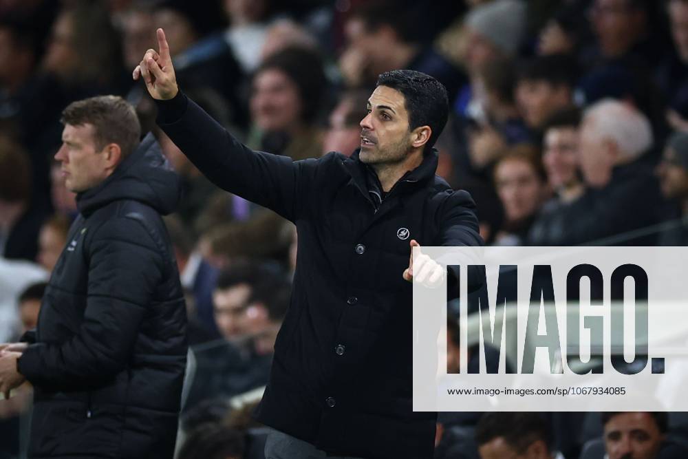 Mikel Arteta manager of Arsenal Fulham v Arsenal, Premier League, Football, Craven Cottage, London, UK - 18 Oct 2025London Craven Cottage United Kingdom