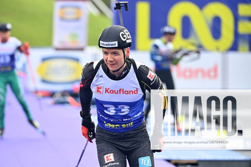 Justus STRELOW (GER), Aktion. Loop One-Biathlon Opening Festival im Olympiapark in Muenchen am 19.10.2025.