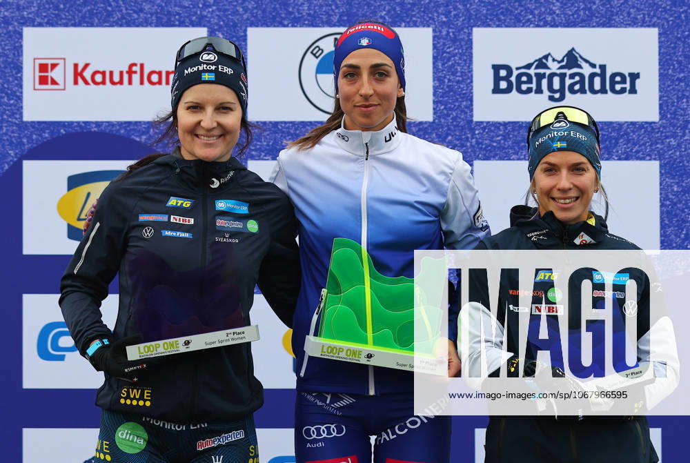 BIATHLON - Loop One Opening Festival MUNICH,GERMANY,19.OCT.25 - BIATHLON - Loop One Opening Festival. Image shows the rejoicing of Johanna Skottheim (SWE), Lisa Vittozzi (ITA) and Anna Magnusson (SWE). GEPAxpictures xThomasxBachun
