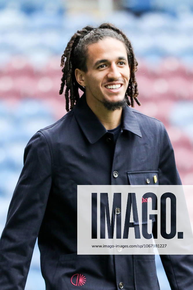 Hannibal Mejbri (28 Burnley) arrives before the Premier League match between Burnley and Leeds United at Turf Moor in Burnley, England on October 18th 2025.