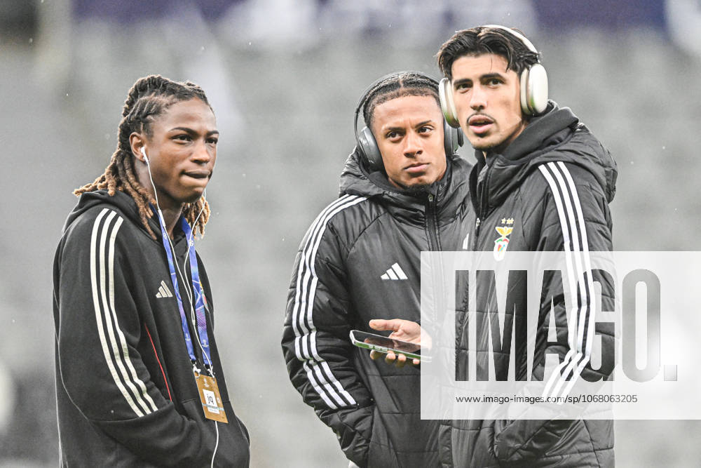 Newcastle United v Benfica UEFA Champions League Players of Benfica arrive during the UEFA Champions League match at St. James s Park, Newcastle UK Newspapers OUT