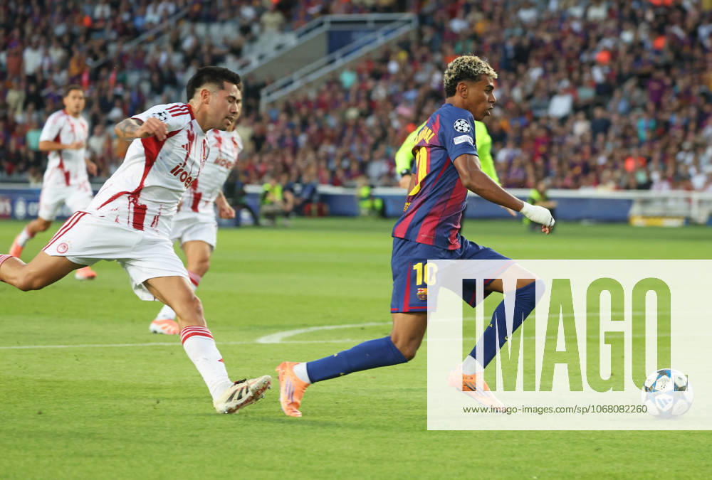 FC Barcelona, Barca v Olympiacos FC - UEFA Champions League 2025 26 League Phase MD3 Lamine Yamal and Francisco Ortega play during the match between FC Barcelona and Olympiacos FC, corresponding to Matchday 3 of the League phase of the UEFA Champions League, at the Lluis Companys Stadium in Barcelona, Spain, on October 21, 2025. Barcelona Barcelona Spain