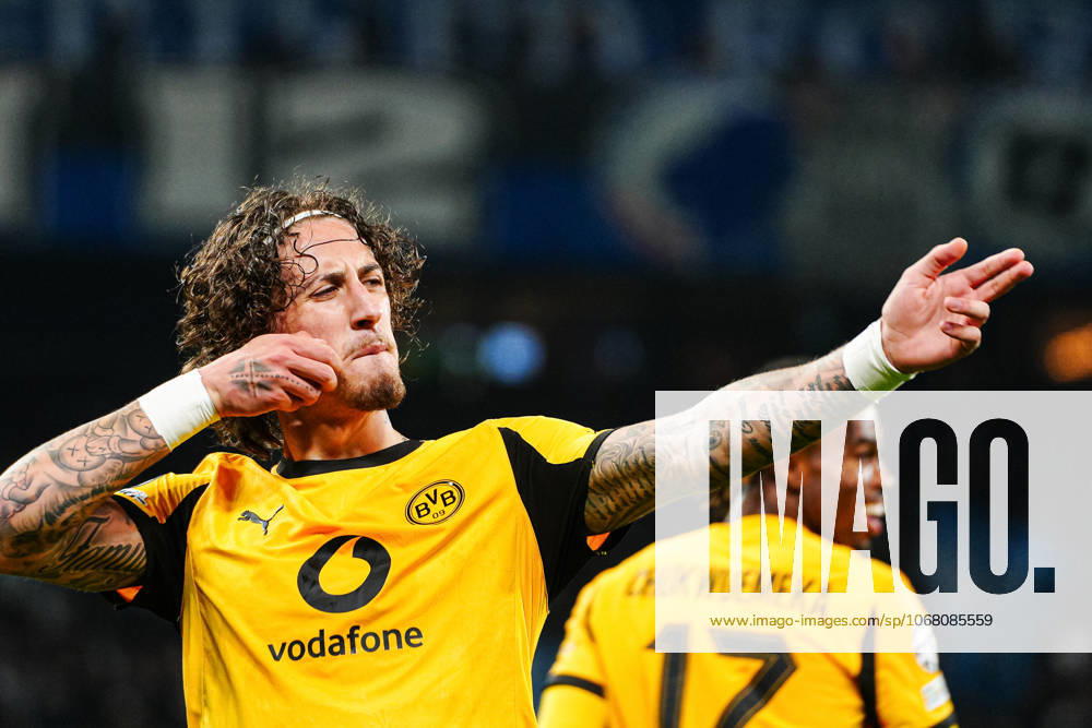 Torjubel nach Tor zum 1:4 Fabio Silva (Borussia Dortmund, 21) DEN, FC Kopenhagen vs. Borussia Dortmund, Fussball, UEFA Champions League, Spieltag 3, Spielzeit 2025 2026, 21.10.2025 DEN, FC Kopenhagen vs. Borussia Dortmund, Fussball, UEFA Champions League, Spieltag 3, Spielzeit 2025 2026, 21.10.2025 Kopenhagen