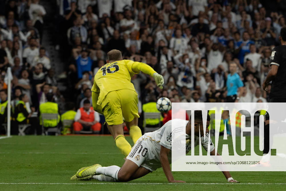 Kylian Mbappà , Real Madrid in action during the UEFA Champions League match between Real Madrid and Juventus at the Santiago Bernabeu Stadium. Final score: Real Madrid 1 Juventus 0 Madrid Spain - ZUMAs197 20251022_aaa_s197_836