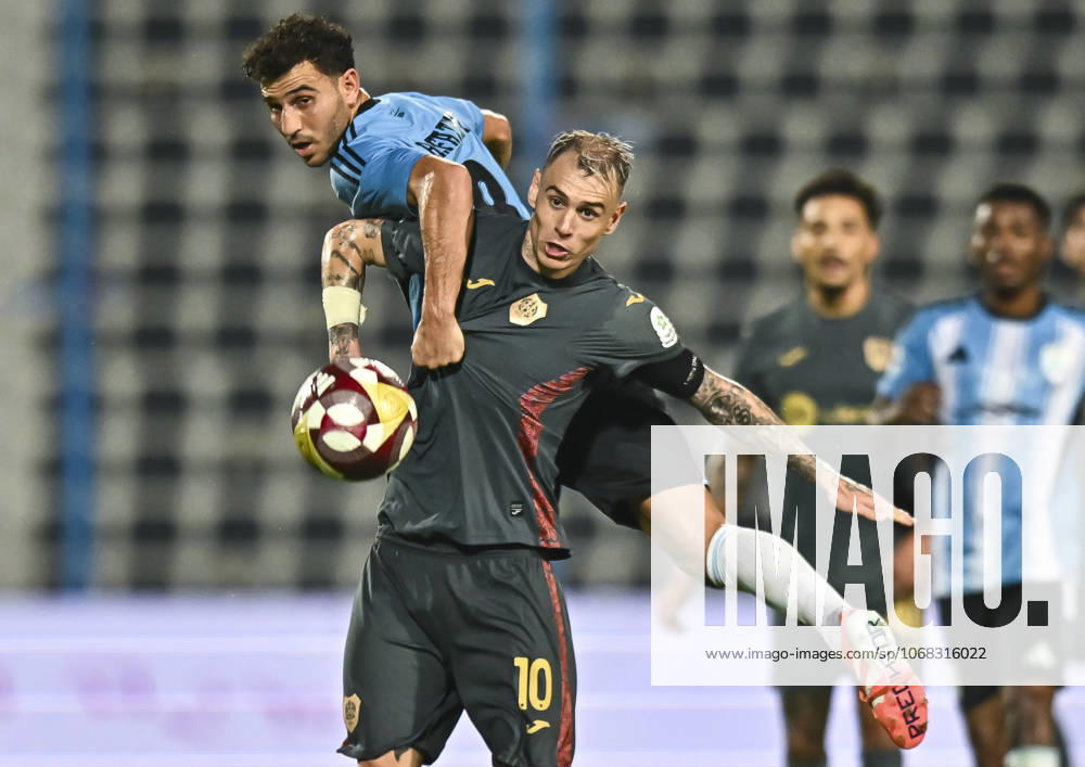 AL WAKRAH SC V AL RAYYAN SC-DOHA BANK STARS LEAGUE QATAR Hamdy Fathy Abdel Fattah (R) of Al-Wakrah SC and Roger Krug Guedes of Al Rayyan SC in action during the Doha Bank Stars League Qatar match between Al Wakrah SC and Al Rayyan SC at Saoud Bin Abdulrahman Stadium in Doha, Qatar, on October 26, 2025. DOHA Qatar