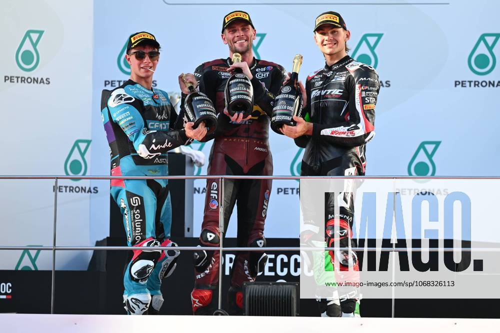 Races of Petronas Grand Prix of Malaysia of MotoGP at Sepang Circuit. October 26 2025 In picture: Moto2 Jake Dixon , David Alonso and Barry Baltus Carreras del Gran Premio de MotoGP de Malasia en el Circuito Internacional de Sepang. 26 de Octubre de 2025 POOL MotoGP.com Cordon Press Images will be for editorial use only. Mandatory credit: MotoGP.com Cordon Press Cordon Press