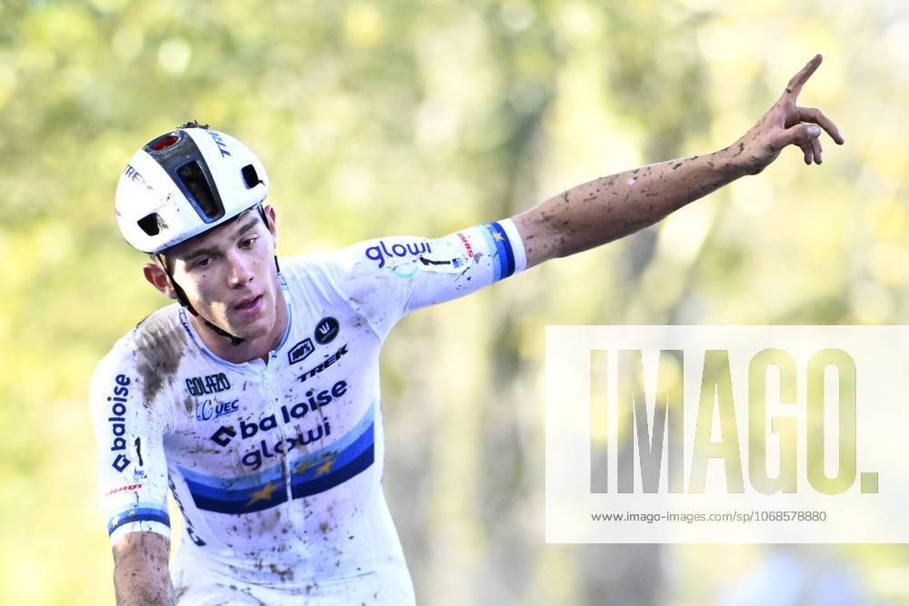 Belgian Thibau Nys celebrates after winning the men elite race of the Koppenbergcross, the first race (out of eight) of the X2O Badkamers trophy cyclocross competition, in Melden, Oudenaarde, on Saturday 01 November 2025. JASPERxJACOBS x138624797x