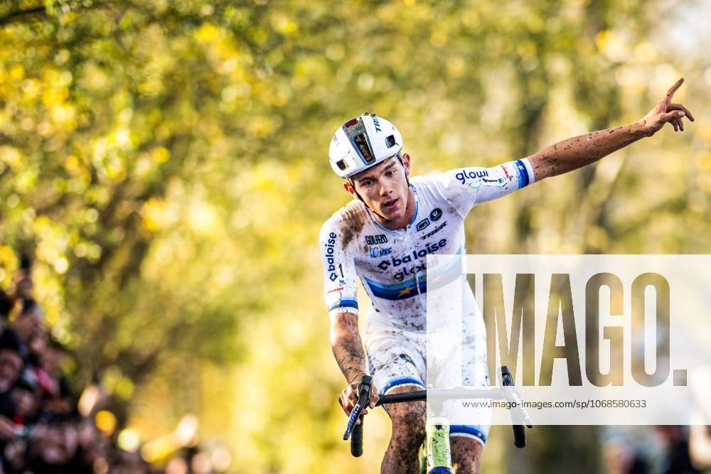 Belgian Thibau Nys celebrates as he crosses the finish line to win the men elite race of the Koppenbergcross, the first race (out of eight) of the X2O Badkamers trophy cyclocross competition, in Melden, Oudenaarde, on Saturday 01 November 2025. JASPERxJACOBS x138628006x