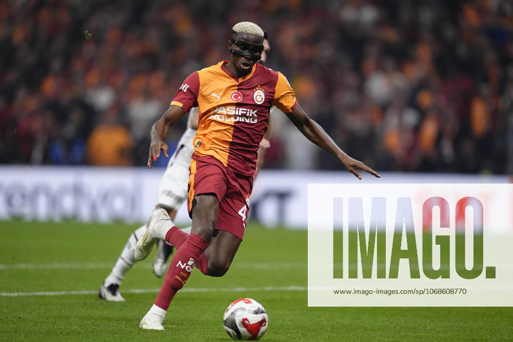 Galatasaray v Trabzonspor Turkish Super League Victor James Osimhen of Galatasaray SK is seen in action during the Turkish Super League match between Galatasaray and Trabzonspor at the Rems Park Stadium on November 1, 2025 in Istanbul, Turkey. (Photo by Gokhan Taner Middle East Images) Istanbul Istanbul Türkiye