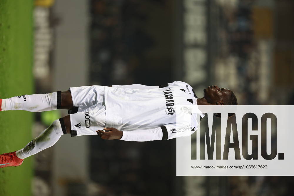 Vando Felix ( Vitoria SC ) in action during the match between Vitoria SC and SL Benfica, valid for Liga Portugal Betclic 2025 26 at Estadio D.Afonso Henriques on 1 November 2025. Guimaraes Estadio D.Afonso Henriques Guimaraes Portugal