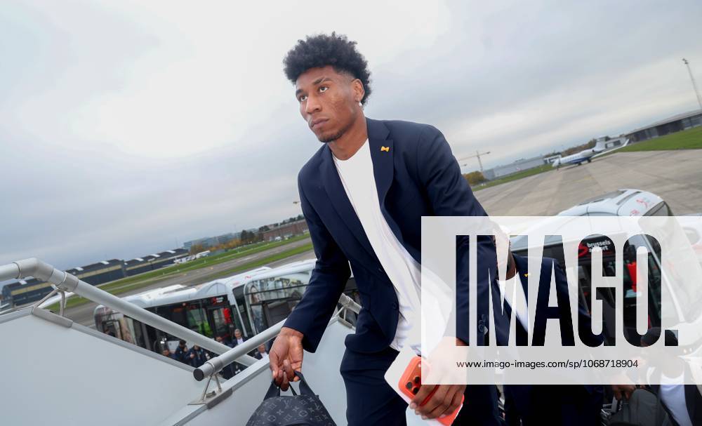Union s Kevin Rodriguez pictured during the departure of Belgian soccer team Royale Union Saint-Gilloise in Zaventem airport, on the way to Madrid, Spain, on Monday 03 November 2025. The team prepares for tomorrow s match against Spanish Club Atletico Madrid, on the day 4 of the League phase of the UEFA Champions League tournament. VIRGINIExLEFOUR x138831352x
