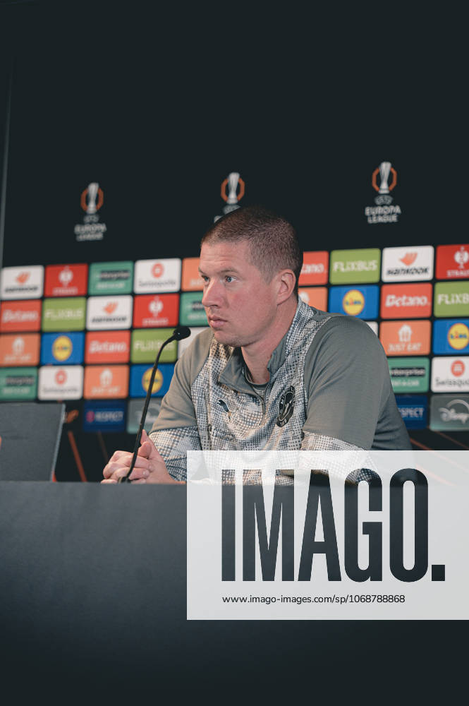 FC Midtjylland press conference, PK, Pressekonferenz - Europa League Herning, Denmark - November 5: Head coahc Mike Tullberg and Kevin Mbabu during FC Midtjylland press conference ahead of the match against Glasgow Celtic in UEFA Europa League at MCH Arena Herning MCH Arena Denmark