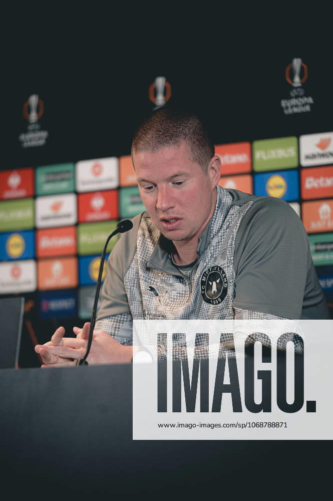 FC Midtjylland press conference, PK, Pressekonferenz - Europa League Herning, Denmark - November 5: Head coahc Mike Tullberg and Kevin Mbabu during FC Midtjylland press conference ahead of the match against Glasgow Celtic in UEFA Europa League at MCH Arena Herning MCH Arena Denmark