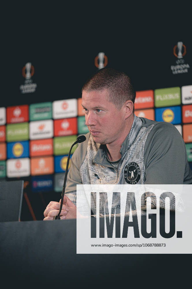 FC Midtjylland press conference, PK, Pressekonferenz - Europa League Herning, Denmark - November 5: Head coahc Mike Tullberg and Kevin Mbabu during FC Midtjylland press conference ahead of the match against Glasgow Celtic in UEFA Europa League at MCH Arena Herning MCH Arena Denmark