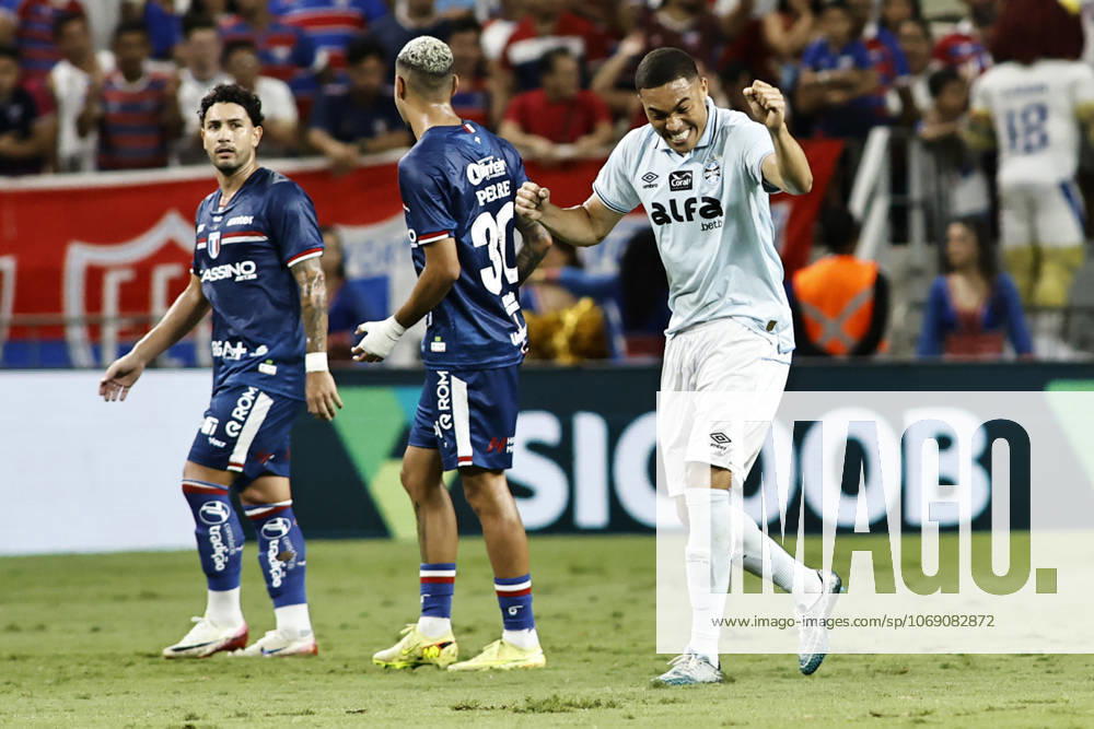 Fortaleza v Gremio - Brasileirao 2025 Player Carlos Vinicius celebrates a goal during the match between Fortaleza and Gremio, valid for the 33rd round of the Brazilian Serie A championship of 2025, at Arena Castelao in Fortaleza, Brazil, on November 9, 2025. Fortaleza Ceara Brasil