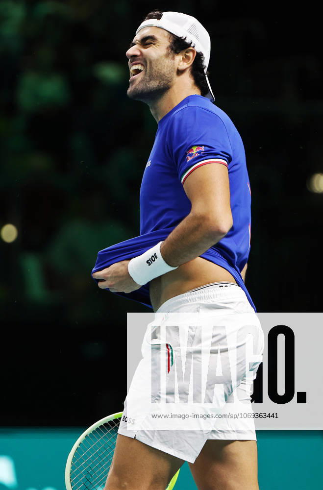TENNIS - Davis Cup Final 8 BOLOGNA,ITALY,19.NOV.25 - TENNIS - ITF Davis Cup, Final 8, Italy vs Austria. Image shows the rejoicing of Matteo Berrettini (ITA). GEPAxpictures xMatthiasxHauer