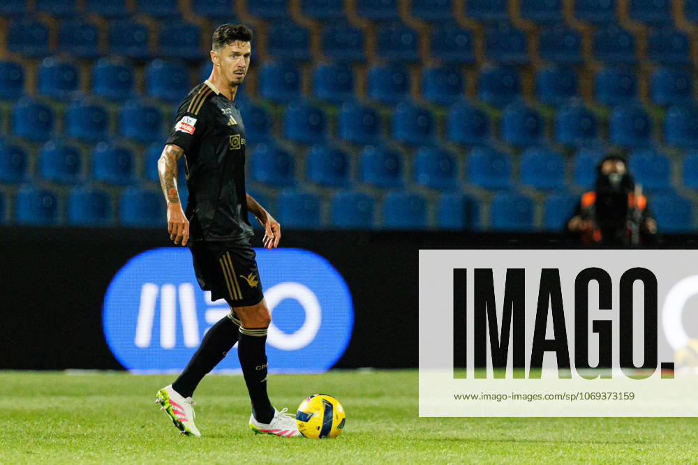 Jose Fonte seen during Liga Portugal game between teams of Casa Pia and CF Estrela Amadora at Estadio Municipal Rio Maior (Maciej Rogowski Ball Raw Images) Rio Maior Estadio Municipal Rio Maior Portugal