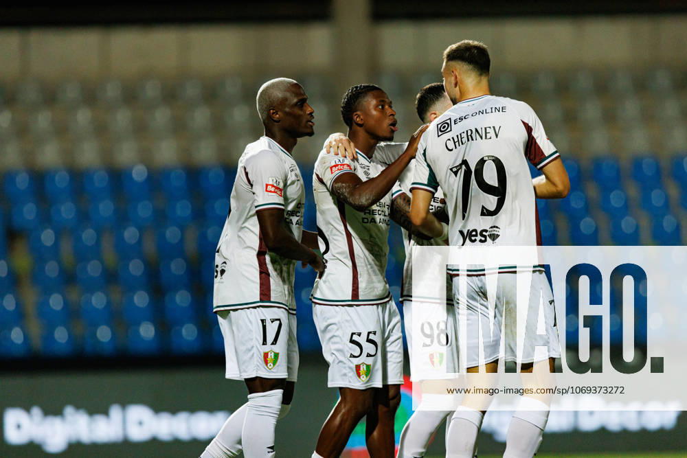 Players of Estrela seen celebrating after goal from Sidny Lopes Cabral during Liga Portugal game between teams of Casa Pia and CF Estrela Amadora at Estadio Municipal Rio Maior (Maciej Rogowski Ball Raw Images) Rio Maior Estadio Municipal Rio Maior Portugal
