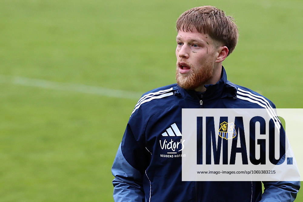 Fussball 3.Liga, 1. FC Saarbrücken - Training v.l. Joel Bichsel (1.FC Saarbruecken) Saarbrücken