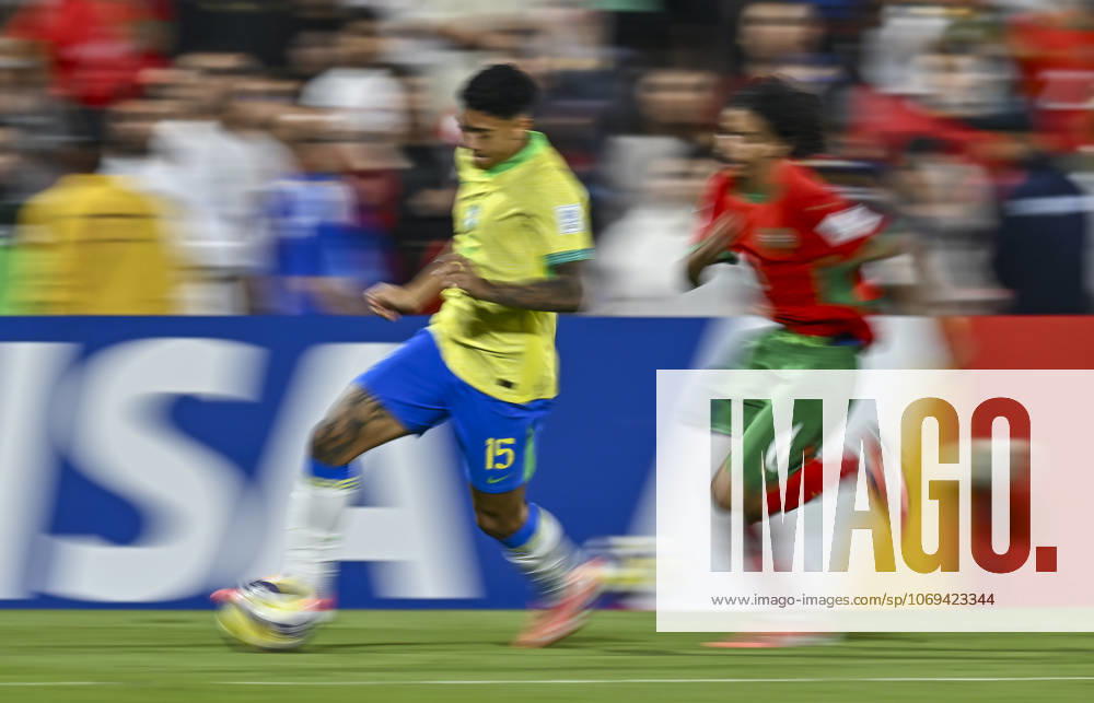 Morocco v Brazil : Quarter-final- FIFA U-17 World Cup Qatar 2025 Luis Pacheco (L) of Brazil and Abdellah Ouazane of Morocco in action during the FIFA U-17 World Cup Qatar 2025 Quarter-final match between Morocco and Brazil in Doha, Qatar, on November 21, 2025. DOHA Qatar