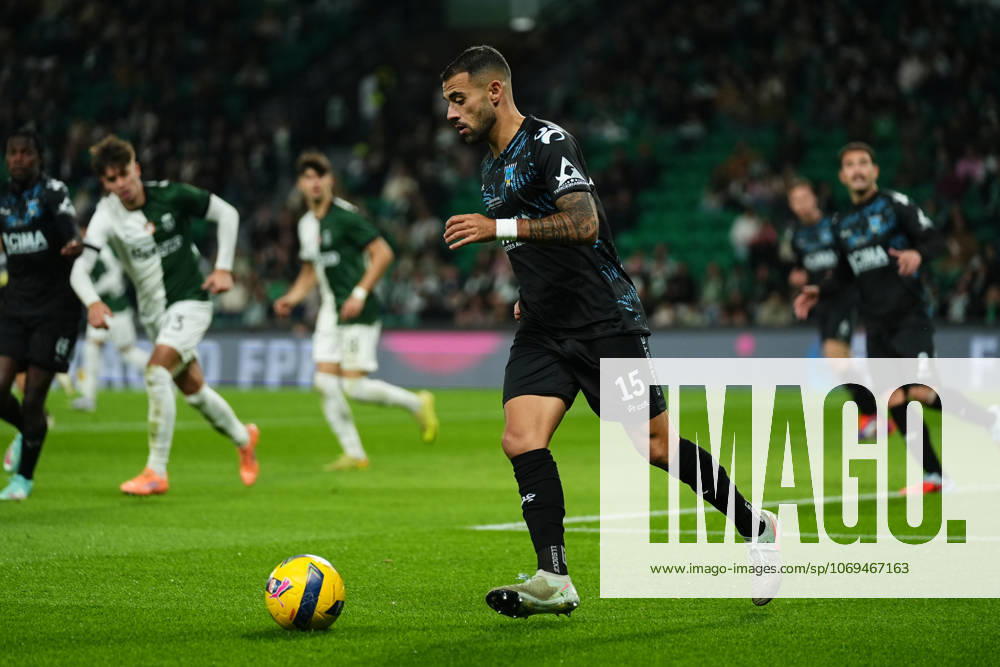 Taca de Portugal - Sporting CP v AC Marinhense (Foto: Joao Alvarinhas Avant Sports) Cristiano Abreu do AC Marinhense durante a partida entre o Sporting CP e o AC Marinhense, a contar para a Taca de Portugal no Estadio Jose Alvalade - Novembro 22, 2025 - Lisboa, Portugal. (Foto: Joao Alvarinhas Avant Sports) Lisboa Estadio Jose Alvalade Portugal
