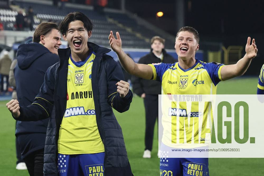 STVV s players celebrate after winning a soccer match between Oud-Heverlee Leuven and STVV, Sunday 23 November 2025 in Leuven, on day 15 of the 2025-2026 Jupiler Pro League first division of the Belgian championship. BRUNOxFAHY x143714614x