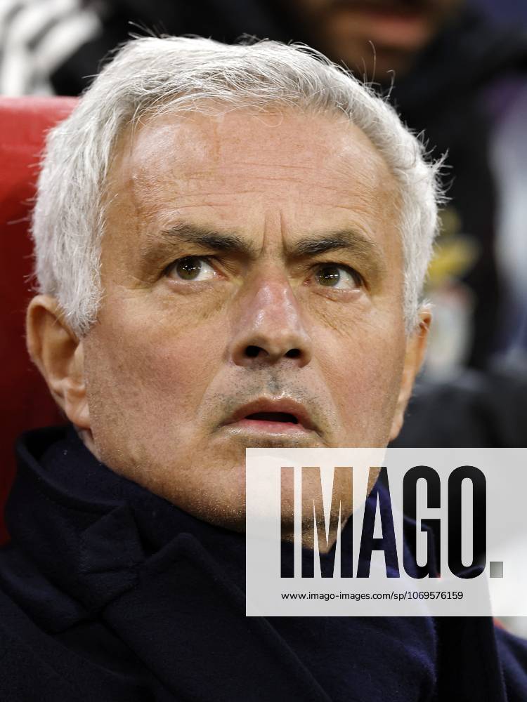 AMSTERDAM - SL Benfica coach Jose Mourinho during the Champions League match between AFC Ajax and SL Benfica at the Johan Cruijff ArenA on November 25, 2025, in Amsterdam, Netherlands. ANP HOLLANDSE HOOGTE MAURICE VAN STEEN UEFA Champions League Matchday 5 2025-2026 ANPxSportx xMauricexvanxSteenxIVx 543050666 originalFilename: 543050666
